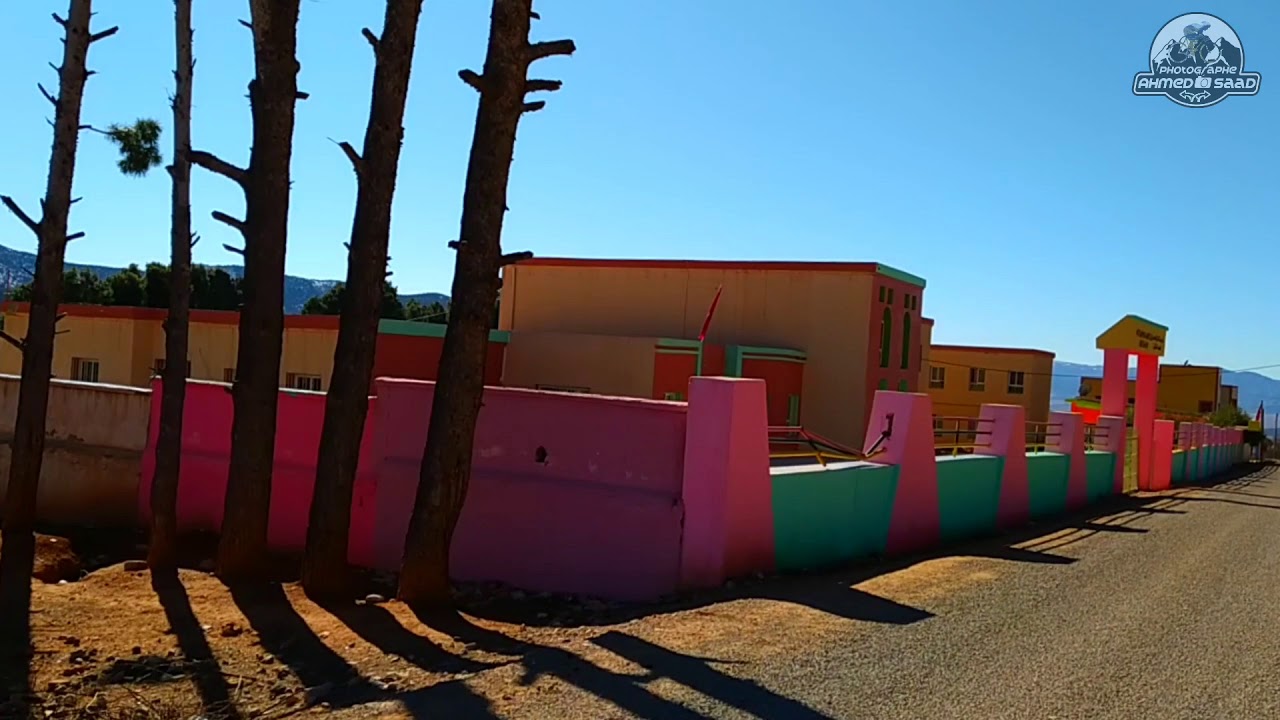 مشينا زرنا جماعة الدار الحمرا،تفاجئنا بالطبيعة الخلابة والثلوج فجبل سغلة