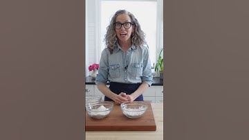 Tips & Techniques: Flour, How to Measure + Differences Between Them!  #zoebakes #baking #flour