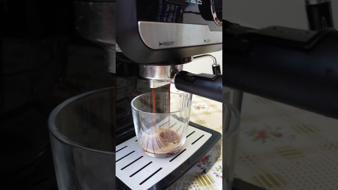 Caffè SUPER CREMOSO con Sirge.. Macchina per caffè espresso e cappuccino  LUSSY con Filtro CREMAPIU! - YouTube
