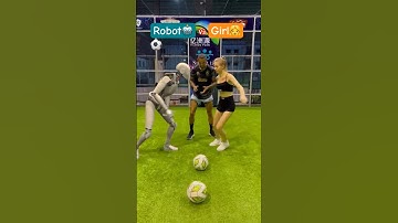 Unfair Advantage: Girl vs. Robot in Reaction Challenge😉😁