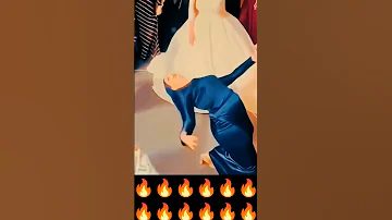 رقص الفستان الأزرق 