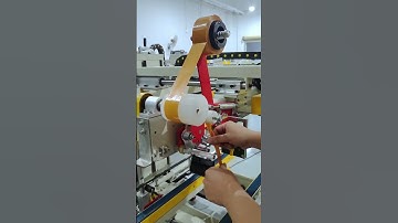 Foam box automatic sealing machine, the machine automatically conveys foam boxes,