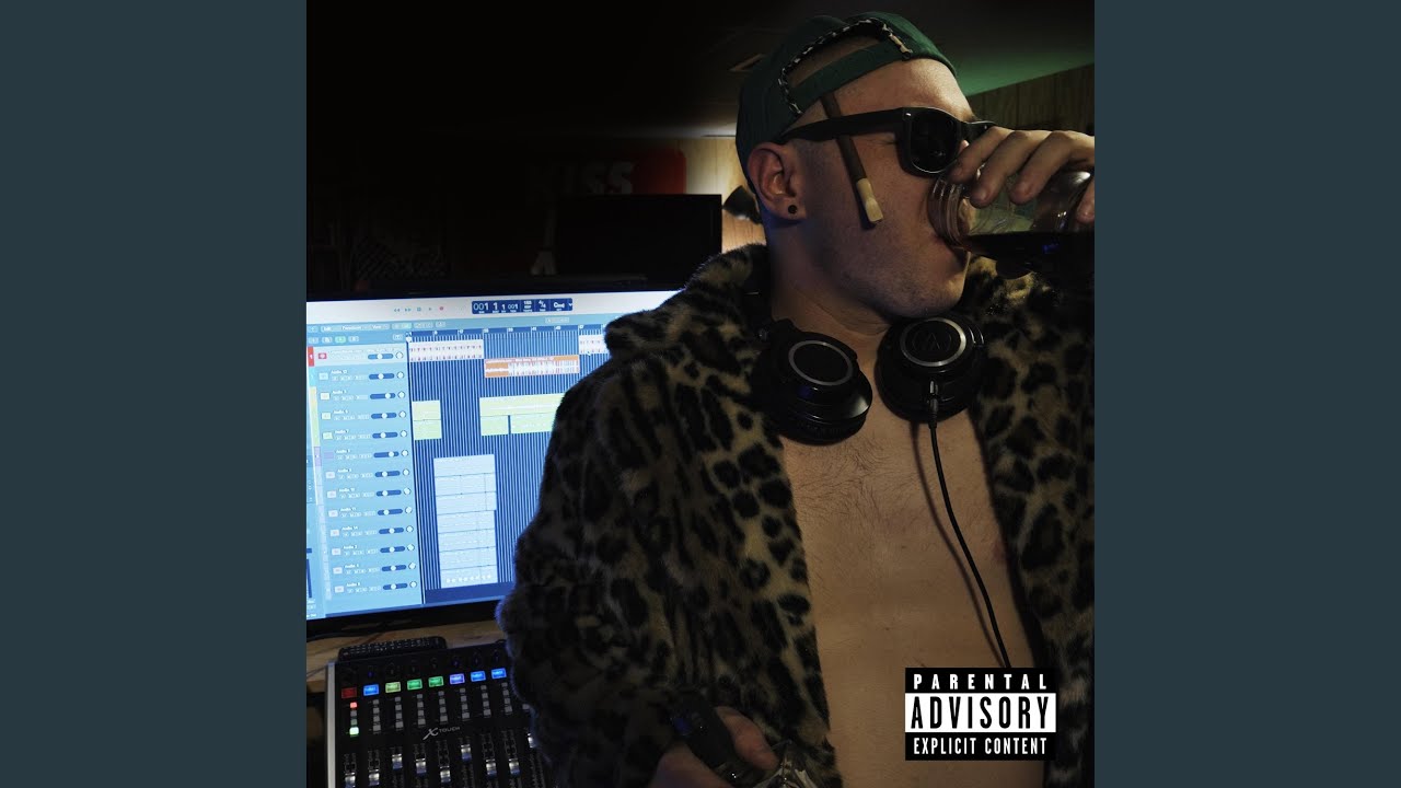 Watch Diamonds (feat. 2 Chainz) on YouTube Watch Diamonds (feat. 2 Chainz) on YouTube