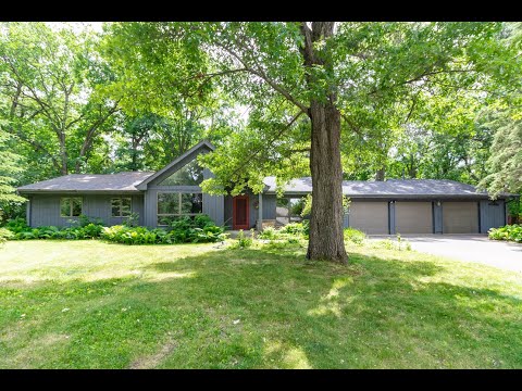 500 Robert Court, Mahtomedi, MN home video tour
