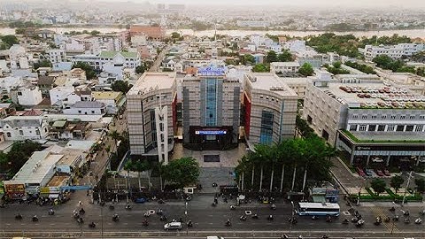 Trường Đại học Luật TP.HCM - 20 năm một chặng đường (thực hiện năm 2016)