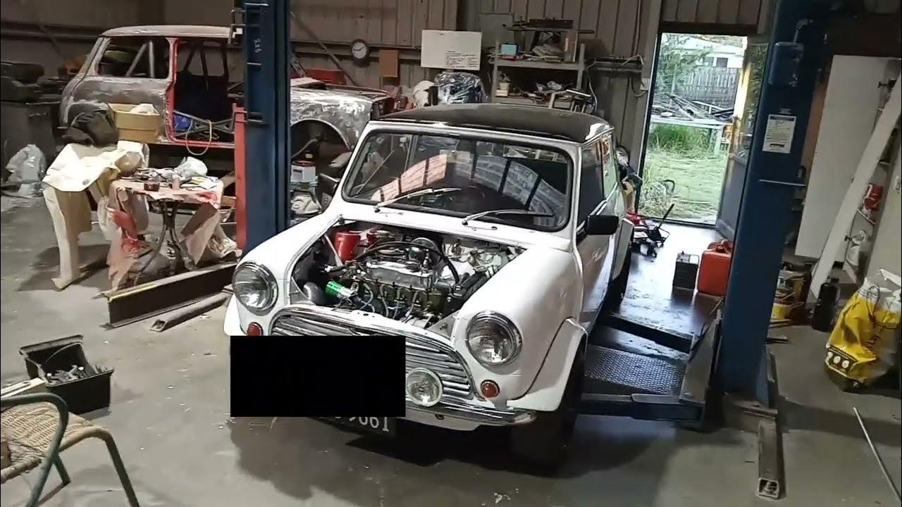 classic mini 998 build part 17 - YouTube