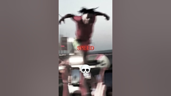 Craziest Rapper Stage Dives 💀