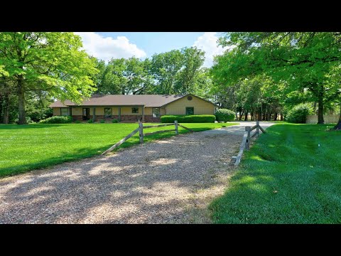 3231 Red Fox Ln, Newton, KS home video tour