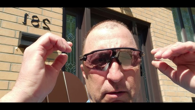 Photochromic sunglasses are a Game-Changer! Oakley - YouTube