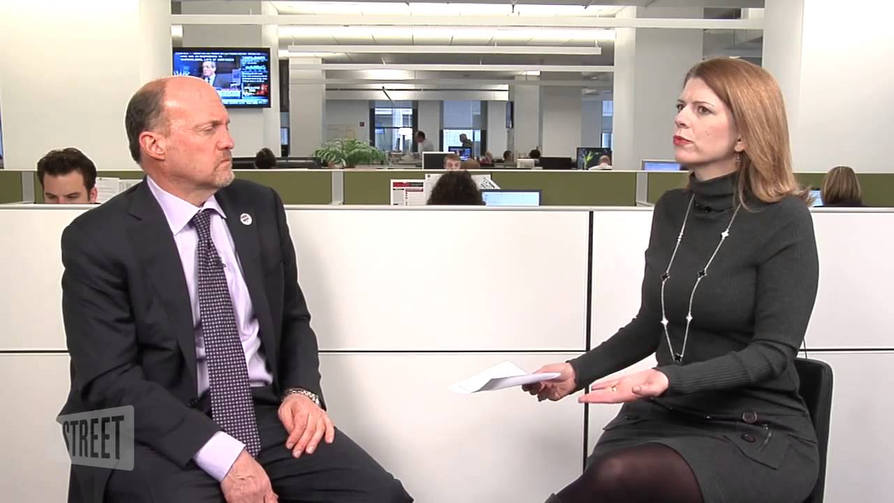 Unconventional Cramer: No Deal Until Super Bowl