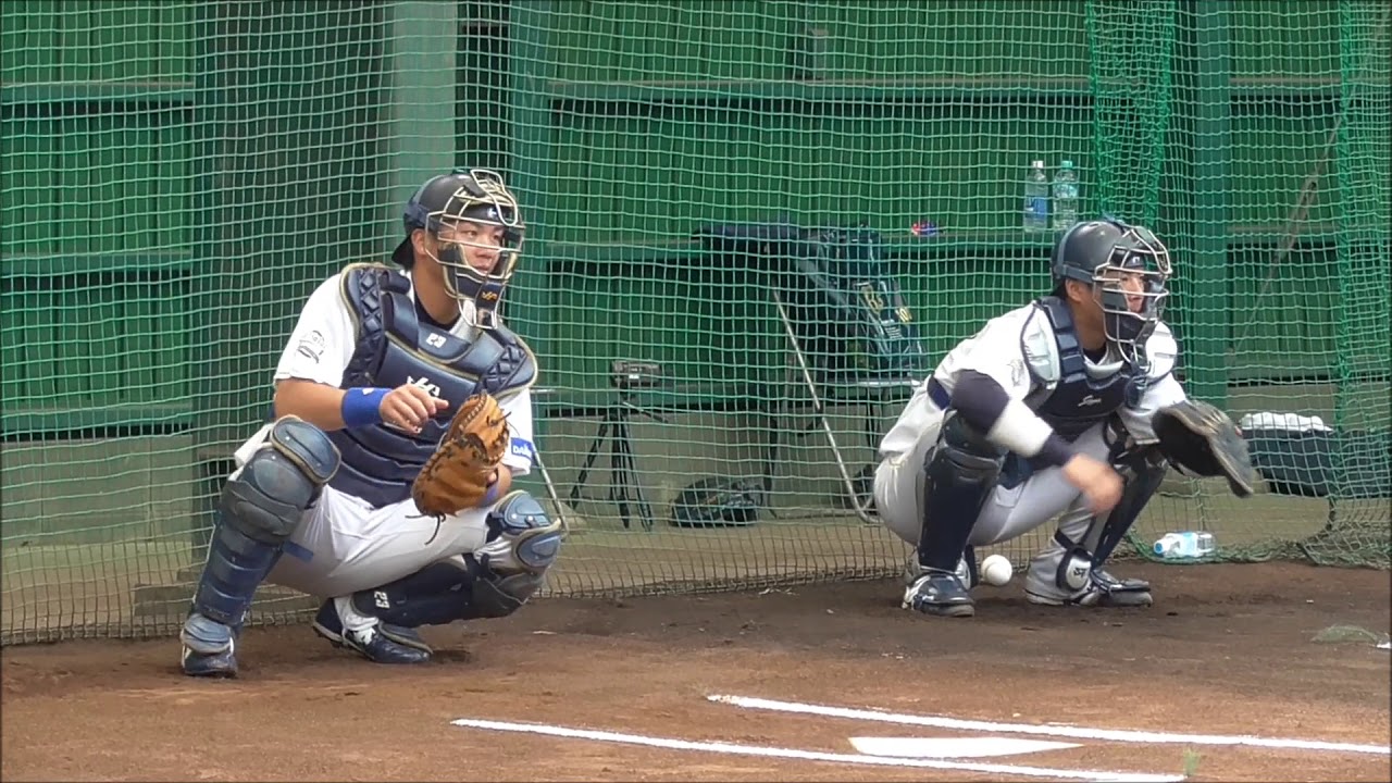 プロ野球 17 11 5 オリックス 秋季キャンプ キャッチャー ブルペンにてキャッチング Youtube