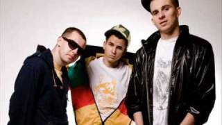 W.E.N.A. i Rasmentalism - Na zewnątrz (feat. Smarki Smark)