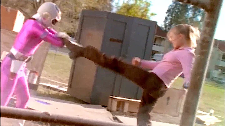 Kat & Tanya vs. Shadow Rangers [Power Rangers Turb...