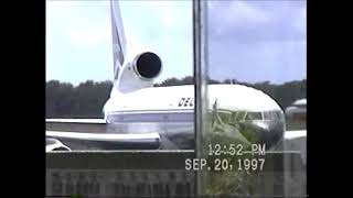 Delta Airlines L-1011 arriving at Honolulu Airport on September 20. 1997
