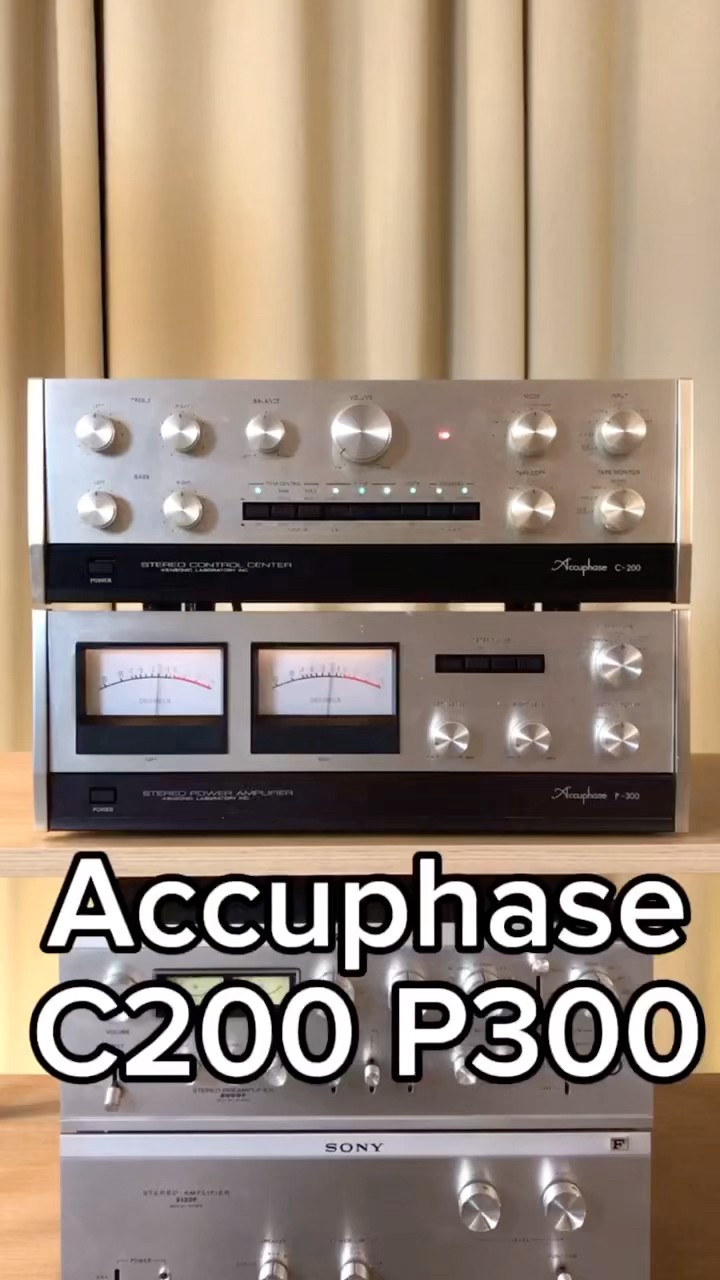 🎶 Accuphase C-200 + P-300: Vintage Hi-Fi Excellence 🔊 #shorts