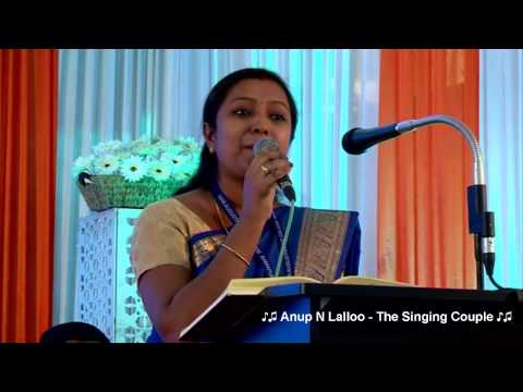 Thenum Vayambum Malayalam Song LALLOO ALPHONSE Singing Couple Teacher Singing 