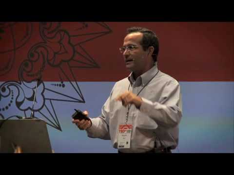 TEDxPuraVida - Martin Burt - Educacin que se paga ...