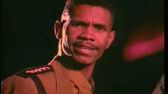 El General-muevelo (LETRA) El General-muevelo (LETRA)