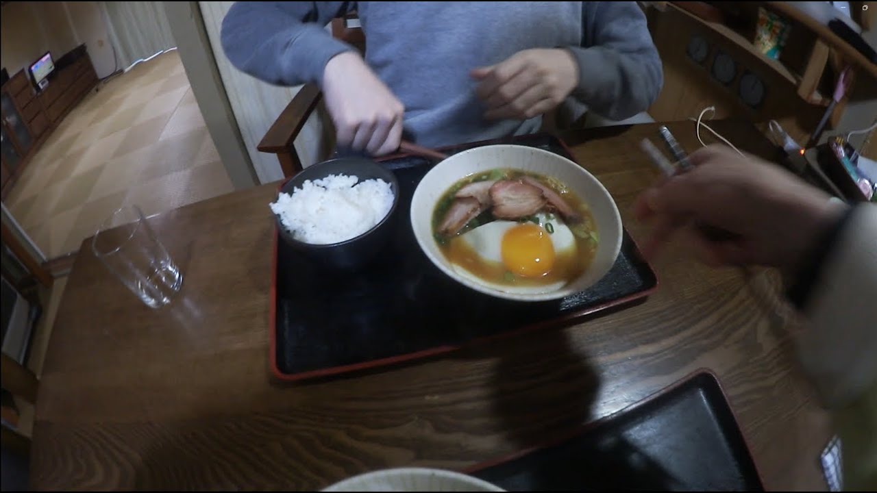 【障害者の日常】サッポロ一番味噌ラーメンを食べました。