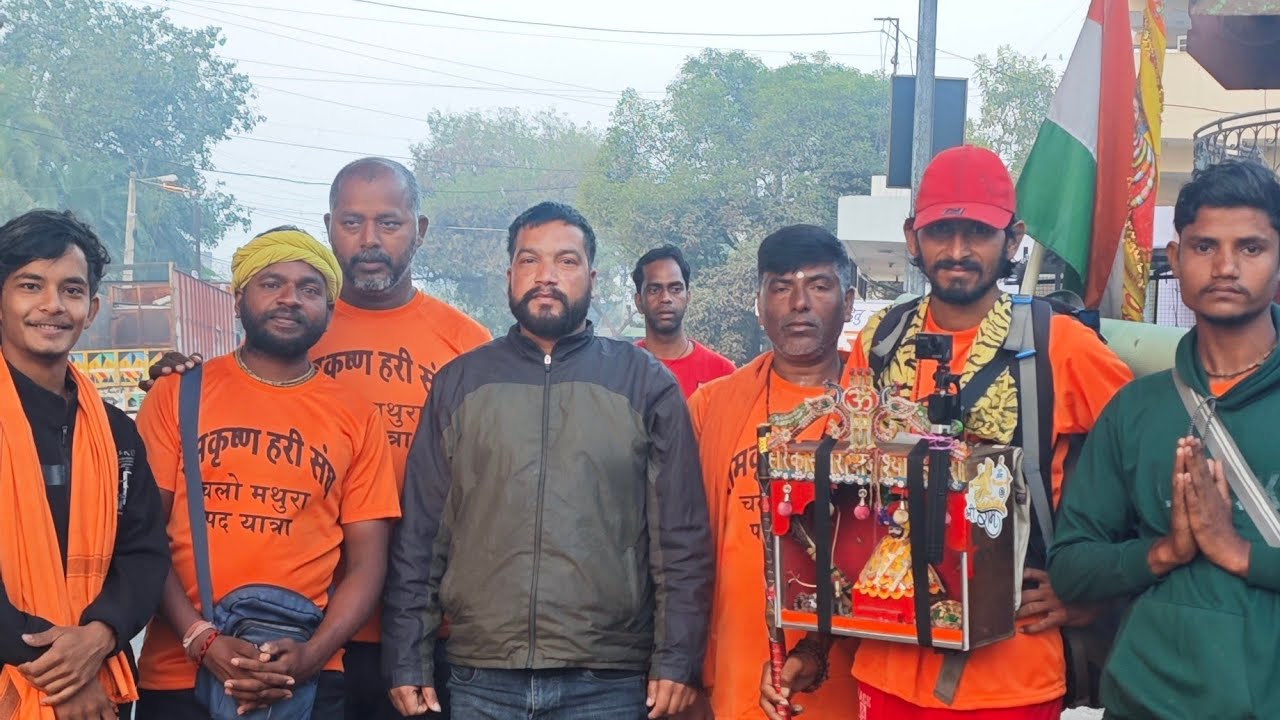 Anil#sanatan108 is live श्री राधा बनवारीबाबा गुना जिला से मां वैष्णो देवी की पैदल यात्रा करते हैं 🙏