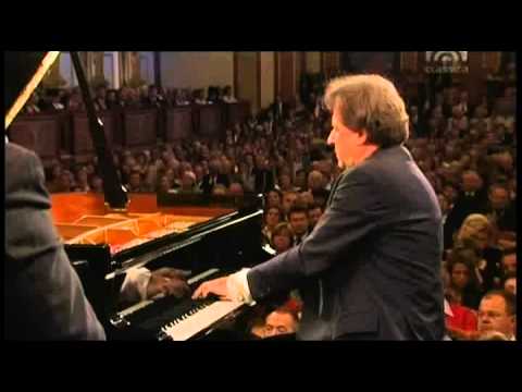 Mozart, Piano Concert Nr  14 Es Dur KV 449   Rudolf Buchbinder Piano & Conducter, Wiener Phi