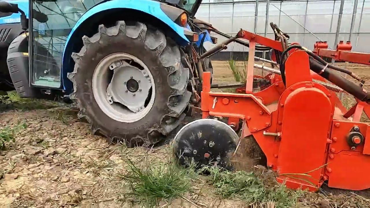 (雲菱農機)藍地莉REX3-080GE「網室冷氣專用」曳引機