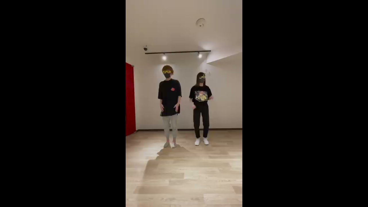 師匠と弟子の6時のおやつで初めての踊ってみたwww #shorts - YouTube