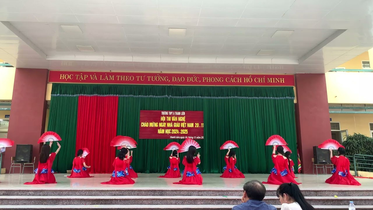 TIẾT MỤC MÚA: TÂY SƠN BƯỚC CHÂN HÀO KIỆT- LỚP 10A3 TRƯỜNG THPT A THANH LIÊM