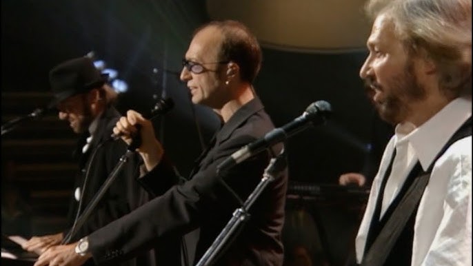 Bee Gees - Lonely Days (Live in Las Vegas, 1997 - One Night Only) - YouTube