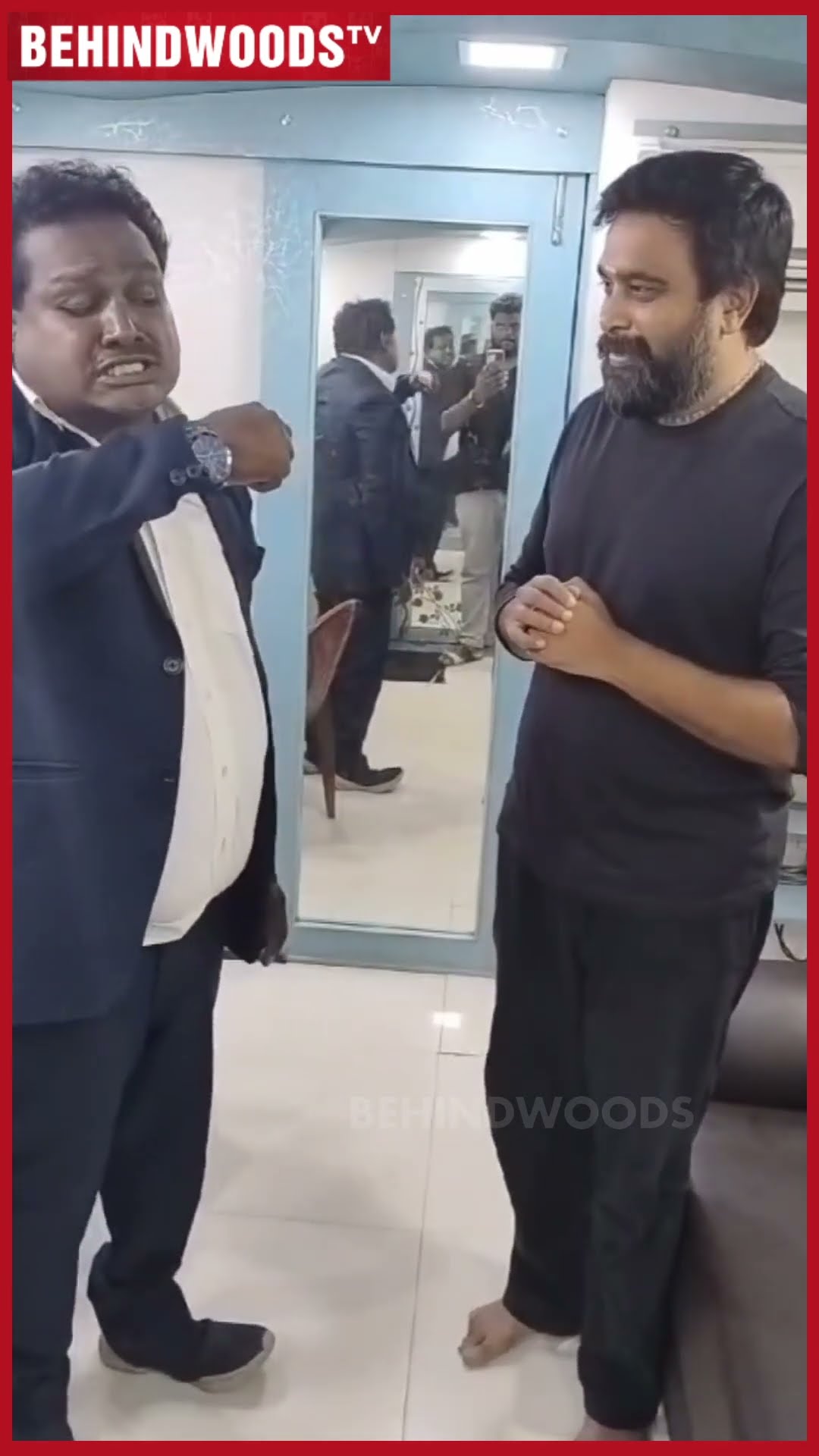 'Doctor வேலைய விடாத Diwagar..' Sasikumar முன்னாடி Dhanush மாதிரி நடிச்சு காட்டிய Dr.Diwagar