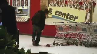 The Shopping Carts (Carrito de supermercado) The fun theory screenshot 1