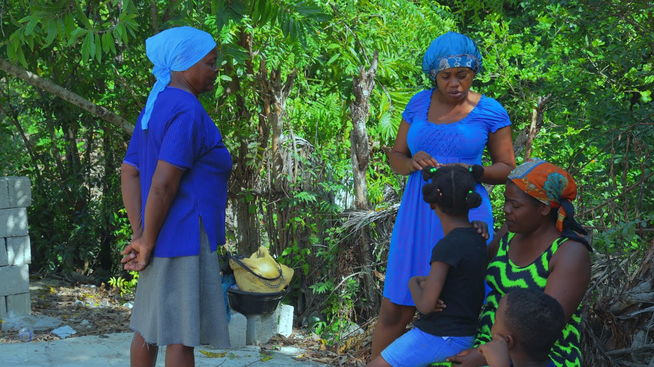 ANDEYO # 115•Chēlbē   Zòbòt  Lala   Mia   Bobaw   Claire Rose   Banane    Carine