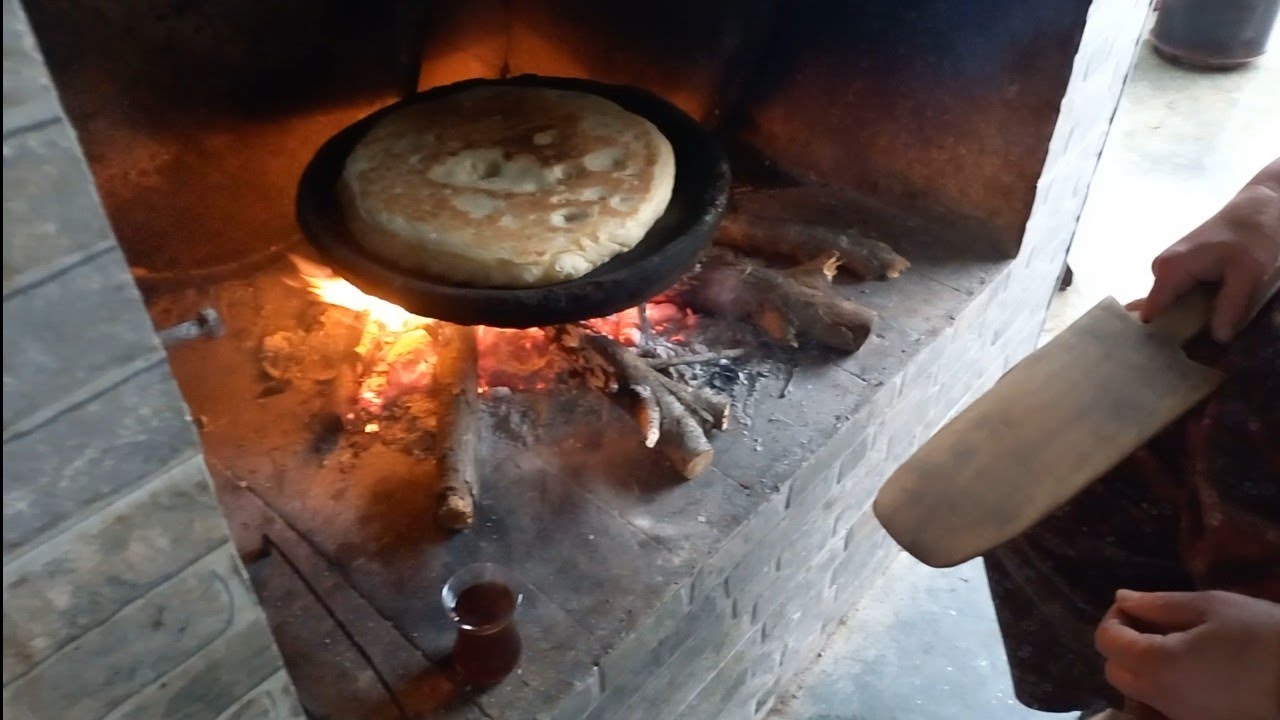 KÖY OCAĞI ODUN ATEŞİNDE EKMEK VE BÖREK NASIL YAPILIR?