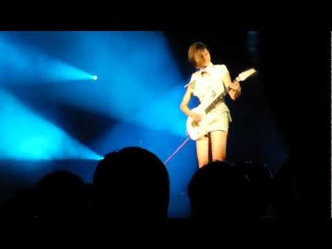 Shara林逸欣 電吉他表演 (台師大105級迎新晚會)
