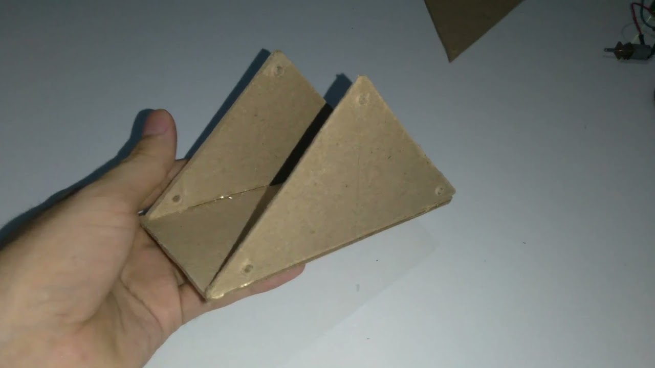 Mini robot rana casero