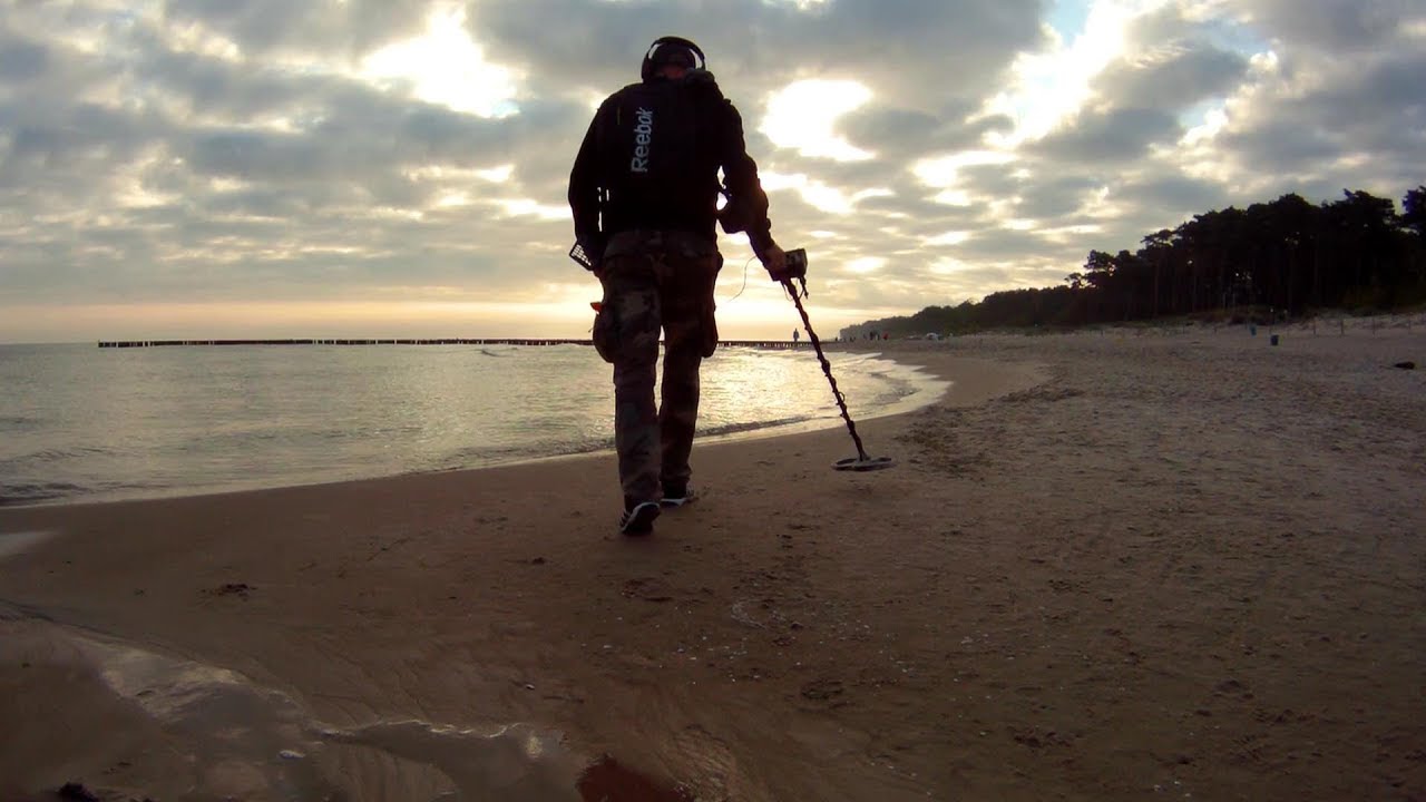 Wykopki plażowe 26.07.2019 Dźwirzyno  pożegnanie.