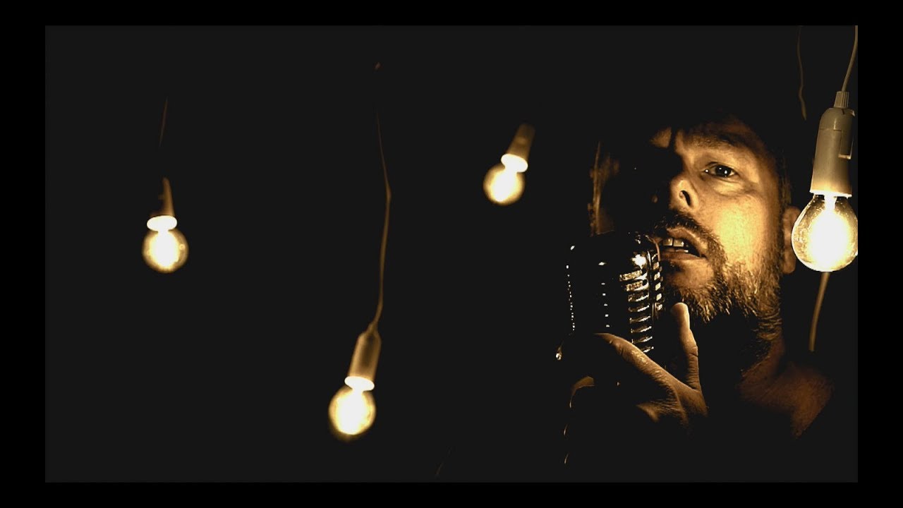 FEATHERSTONE - Leave me be (Official Video)