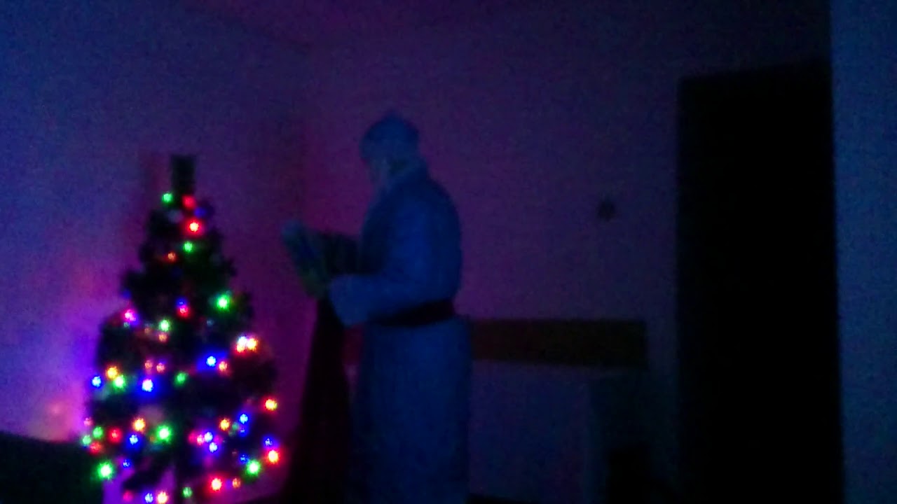 Скрытая видеокамера. Дед мороз снятый на камеру. Дед мороз заснятый на камеру. Видео скрытые камеры дед. Видео скрытые камеры дед.