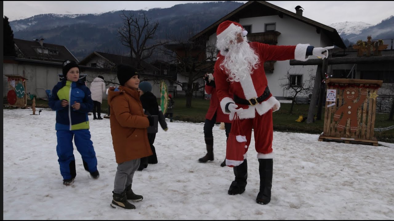 Pingi´s Weihnachtsland - Mütter kreierten riesigen Spielplatz