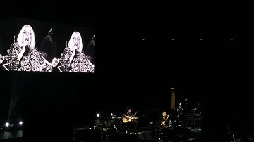 Jessie J - Flashlight (Acoustic) Live in Singapore