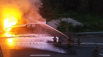 Full video: Two dead in fiery crash on I-95 in Stonington