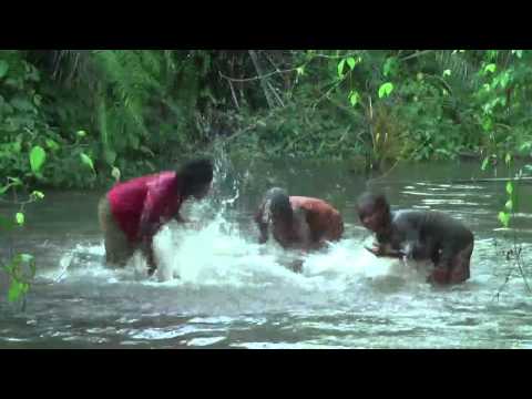 Liquindi - Baka women water drumming