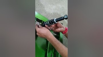 E-RICKSHAWS Differential with motor and leaf springs assembly process 