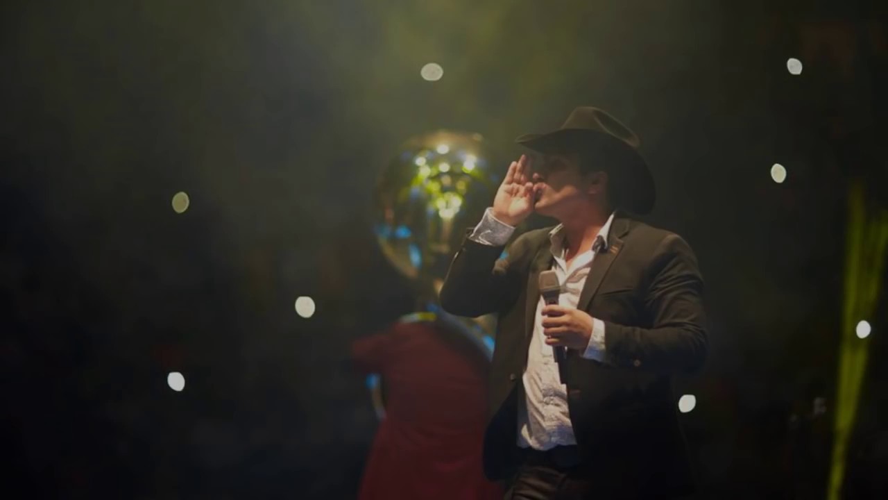 Julion Alvarez Esta Noche Se Me Olvida