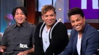 Download lagu How Michael Jackson Gave 3T Their Signature Fashion Statement1