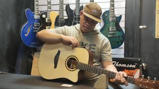 Celebrity D&D NOVA SR. SOLID SPRUCE TOP GUITAR REVIEW AND SOUND DEMO (SOUNDBOARD) Wealth