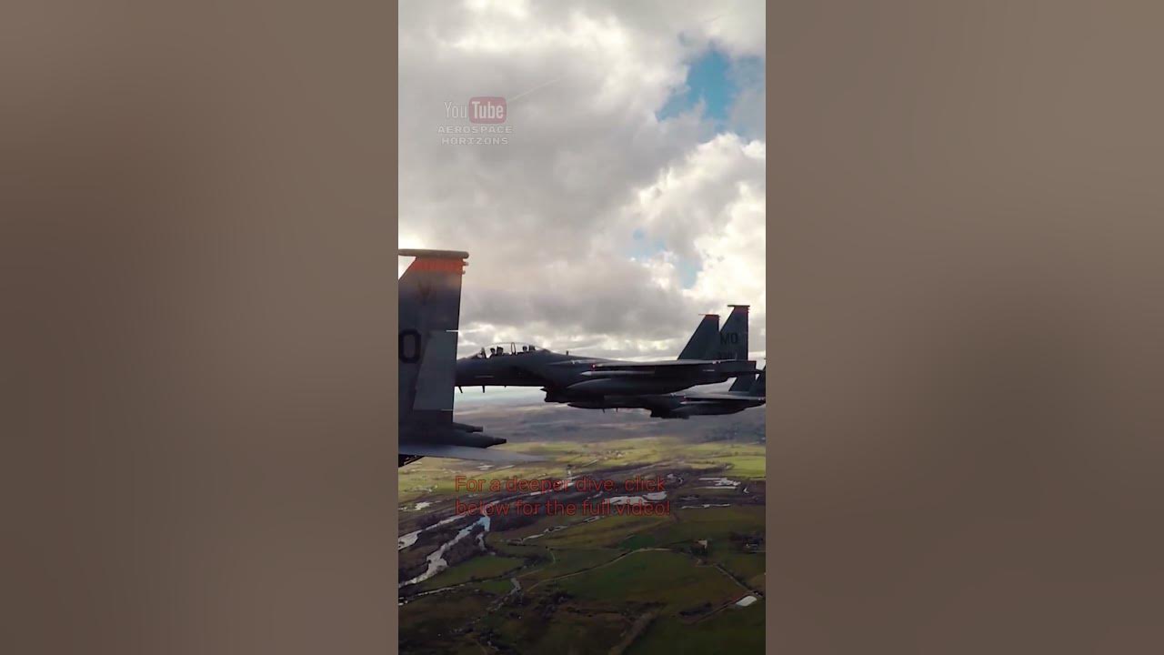 why-do-jets-fly-in-formation-anyway-aviation-military-blueangel