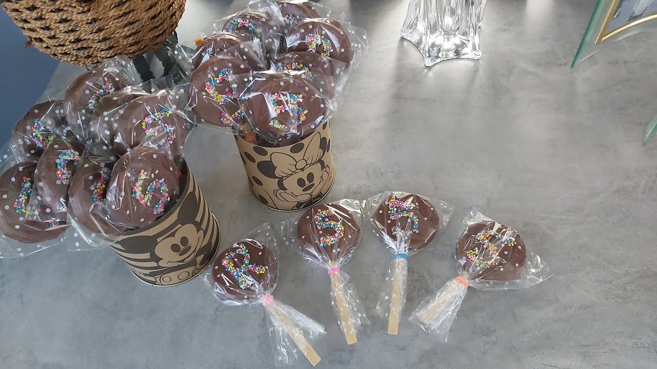 Pirulito de bolacha Maria - Alfajor fake