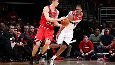 Mike Dunleavy Drops 35 to Give the Bulls a Game 3 ...