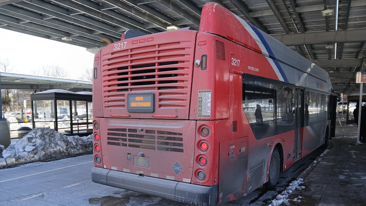 WMATA 2019 XN40 3217 on route C27(Snow detour) #wmata 
